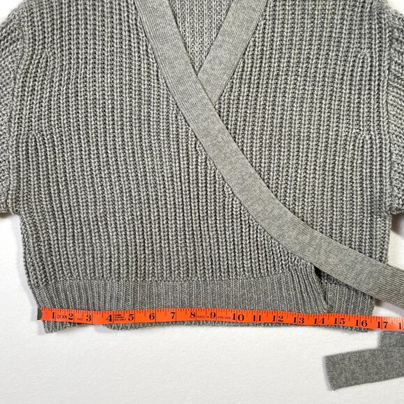 H&M Divided Ribbed Knit Wrap Cardigan Sweater Size M Gray Cropped - Picture 9 of 14
